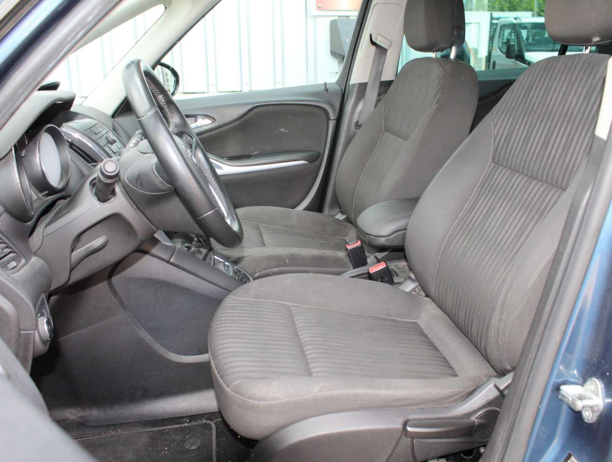 Opel Zafira Tourer 1.4 Edition 7 personen Airco/cruise/Nav