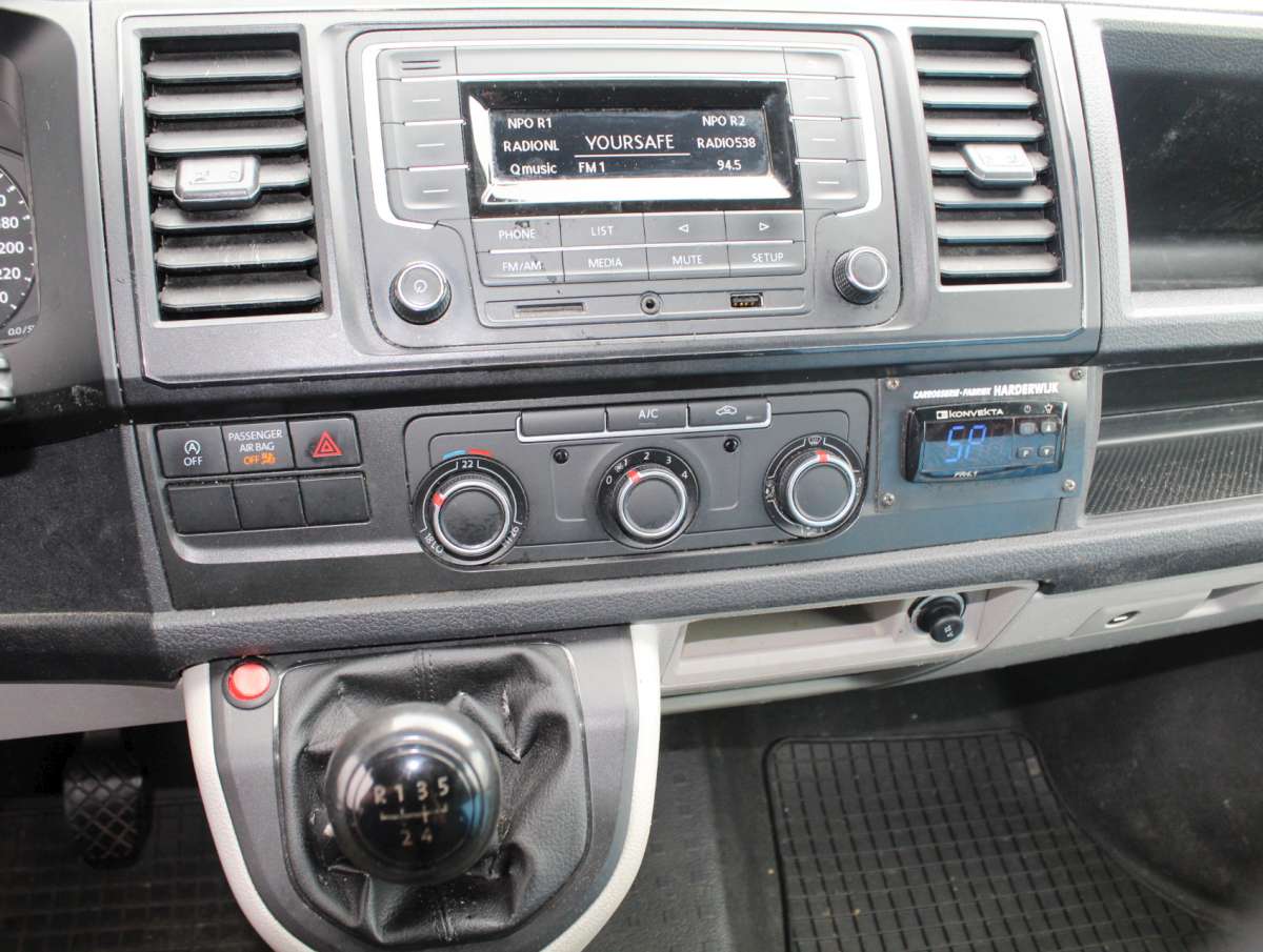 Volkswagen Transporter T6 2.0 TDI Koelwagen Airco/Cruise/Trekhaak L2H1