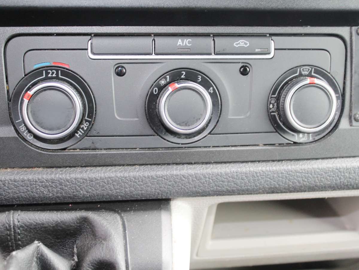 Volkswagen Transporter T6 2.0 TDI Koelwagen Airco/Cruise/Trekhaak L2H1