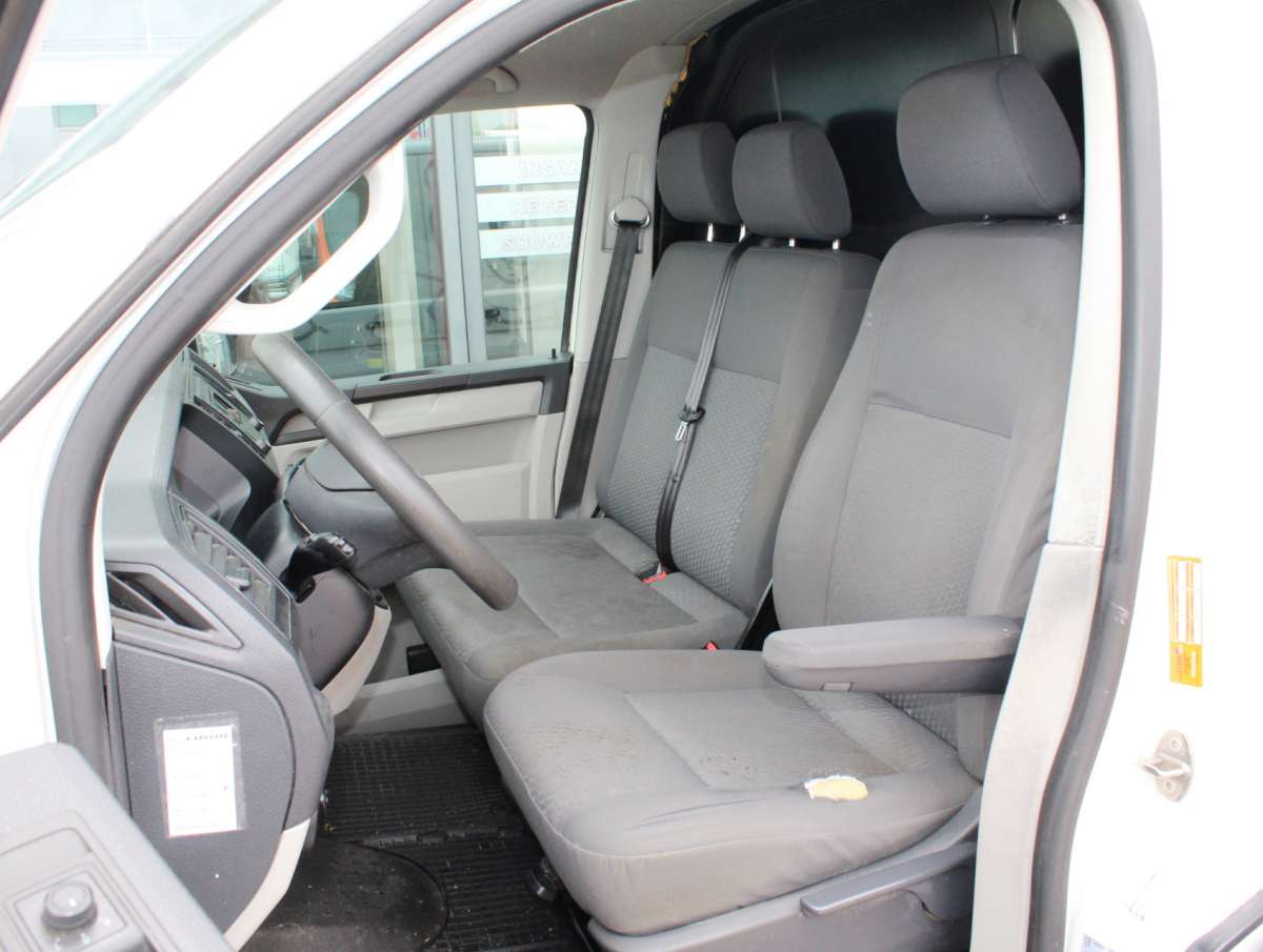 Volkswagen Transporter T6 2.0 TDI Koelwagen Airco/Cruise/Trekhaak L2H1