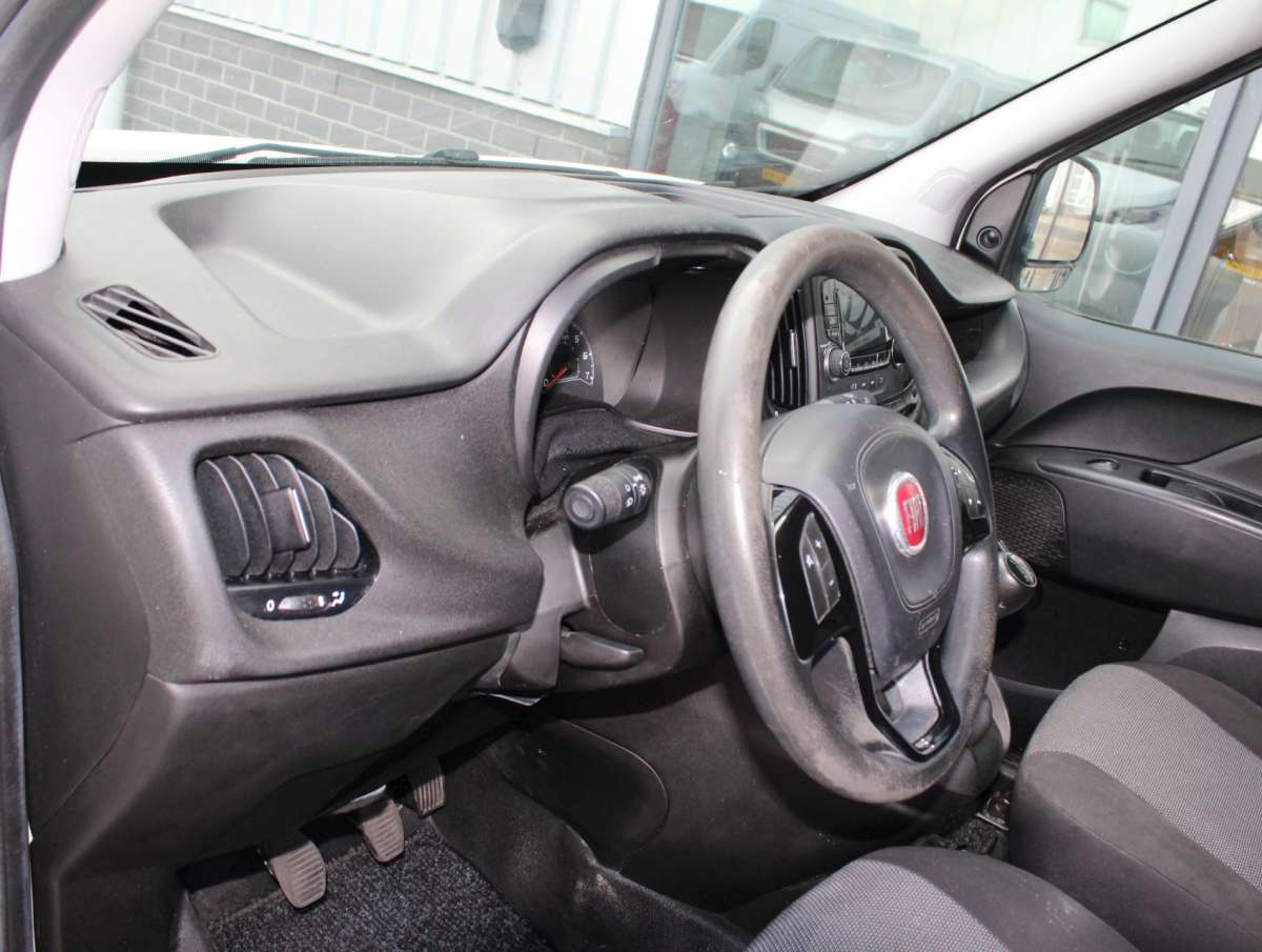 Fiat Doblò Cargo 1.3 MJ L1H1 Airco/Trekhaak/Parkeersensoren