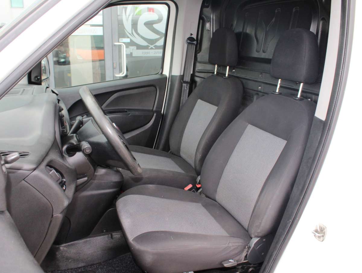 Fiat Doblò Cargo 1.3 MJ L1H1 Airco/Trekhaak/Parkeersensoren