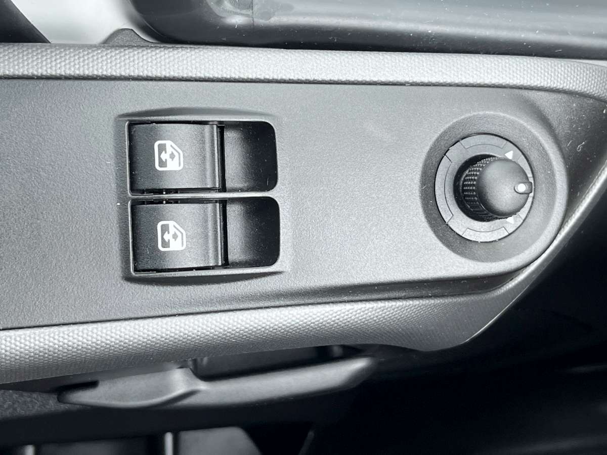 Iveco Daily 35C14 Aut. Koelwagen Vrieswagen Bakwagen Laadklep Dubbellucht