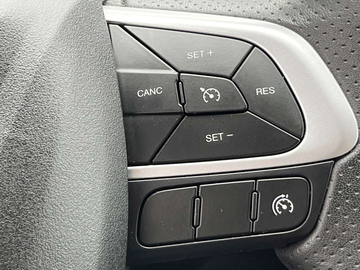Iveco Daily 35C14 Aut. Koelwagen Vrieswagen Bakwagen Laadklep Dubbellucht