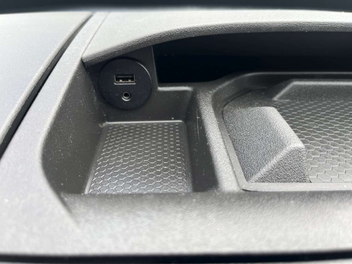 Iveco Daily 35C14 Aut. Koelwagen Vrieswagen Bakwagen Laadklep Dubbellucht