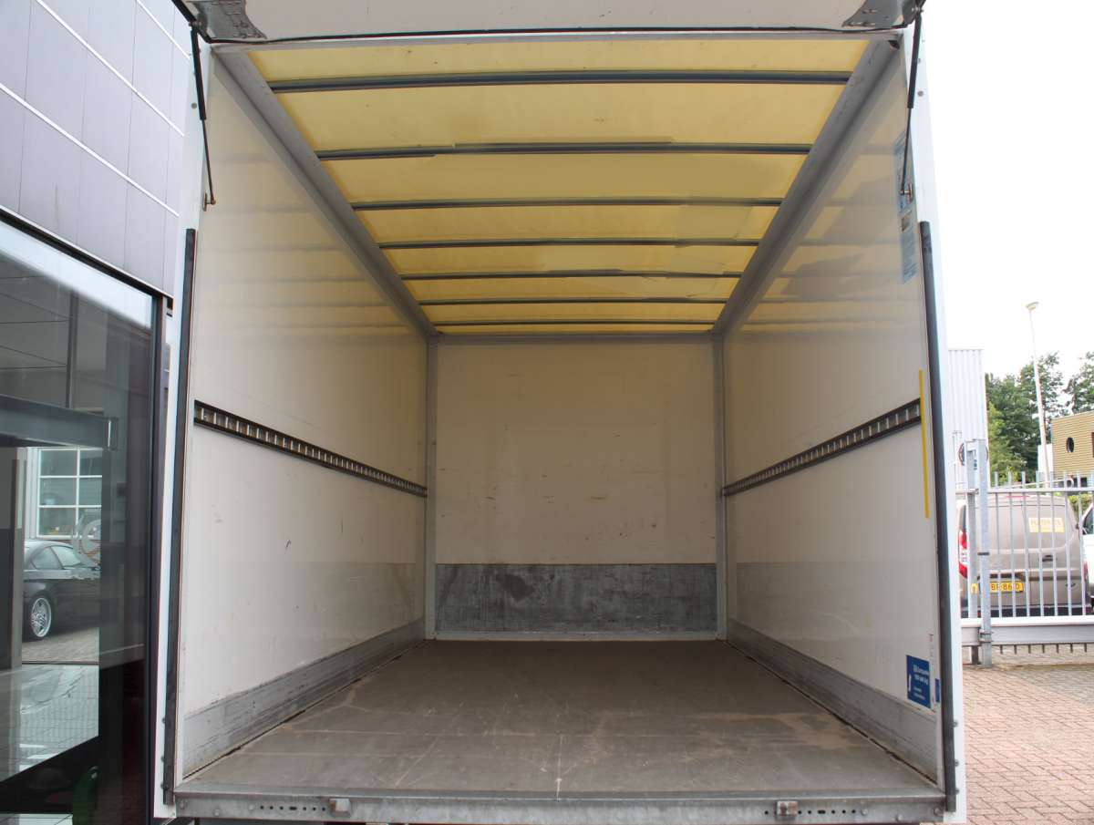 Iveco Daily 35C16 2.3 410 Bakwagen met Laadklep Dubellucht/Airco