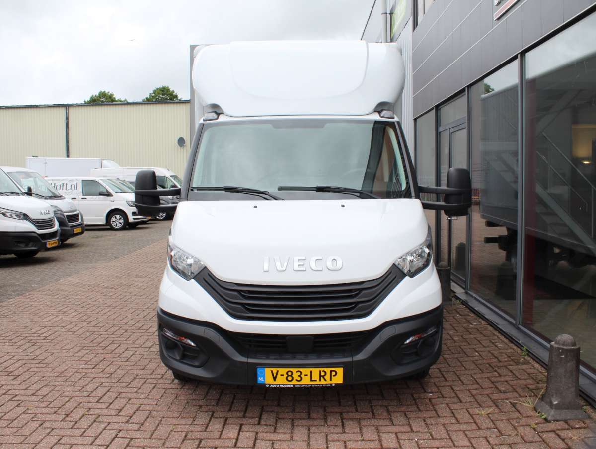 Iveco Daily 35C16 2.3 410 Bakwagen met Laadklep Dubellucht/Airco