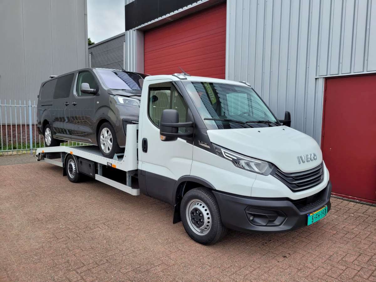 Iveco daily 35S18HA8 3.0 410 Oprijwagen / Autotransporter Aut. Trekh./Lier Nieuw