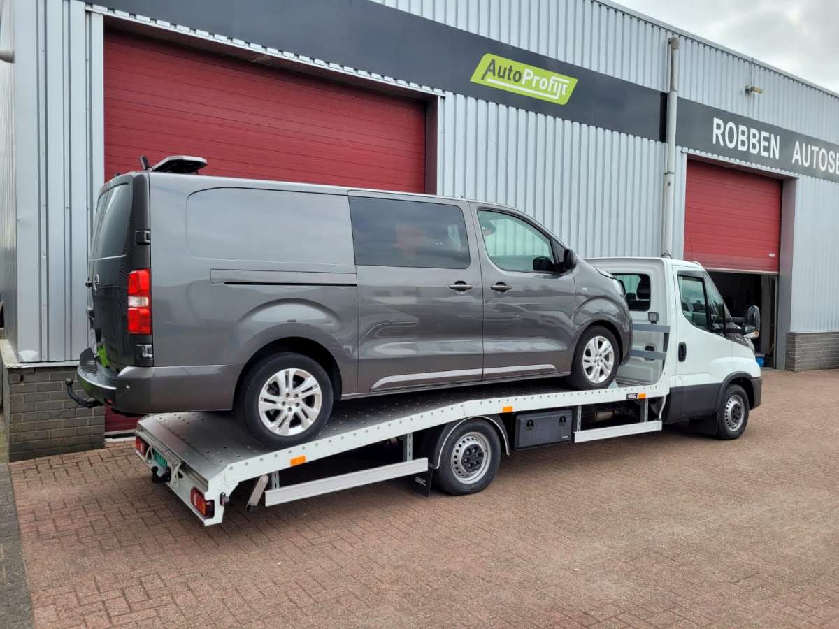Iveco daily 35S18HA8 3.0 410 Oprijwagen / Autotransporter Aut. Trekh./Lier Nieuw