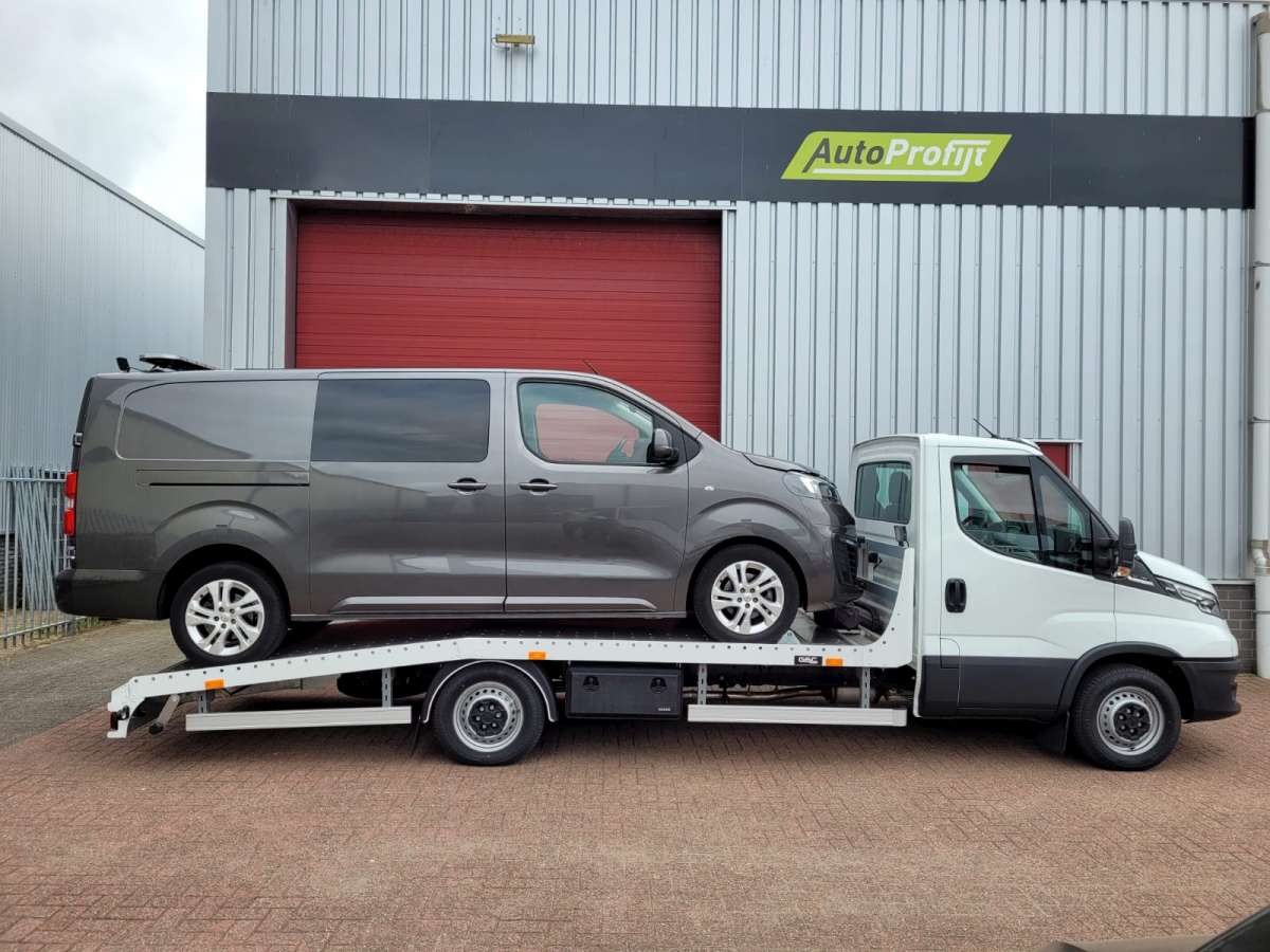 Iveco daily 35S18HA8 3.0 410 Oprijwagen / Autotransporter Aut. Trekh./Lier Nieuw