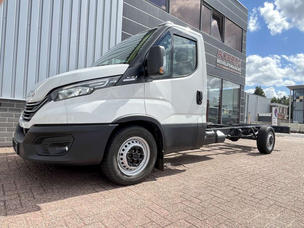 Iveco Daily 35S18 HA8 3.0 410 Chassis Cabine Airco/Cruise/Nav
