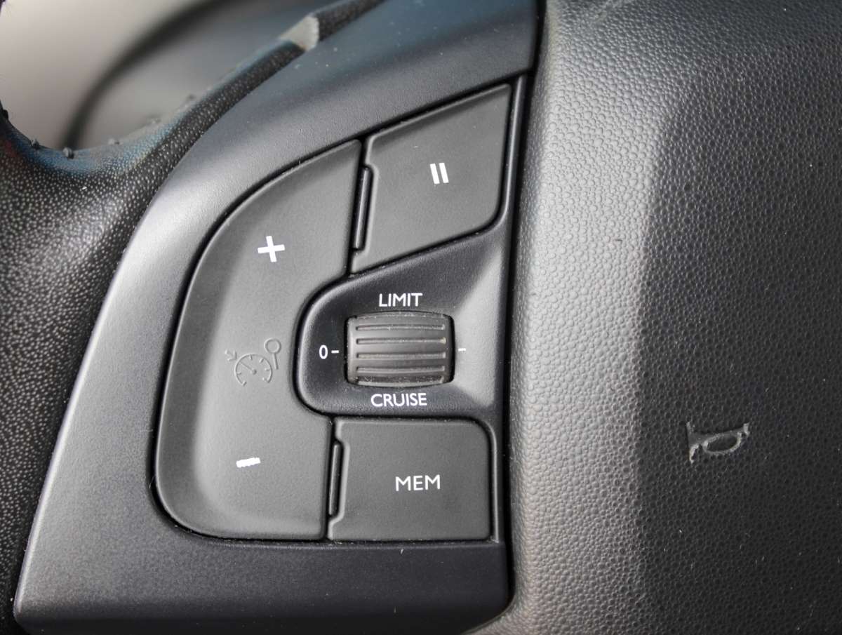 Citroën C4 Cactus 1.2 PureTech Business Airco/Cruise/Nav