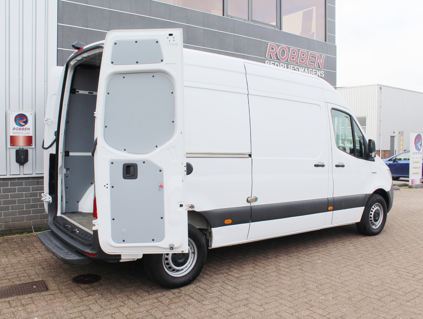 Mercedes-Benz e-Sprinter L2H2 47 kWh Elektrisch Aut. Airco/Cam