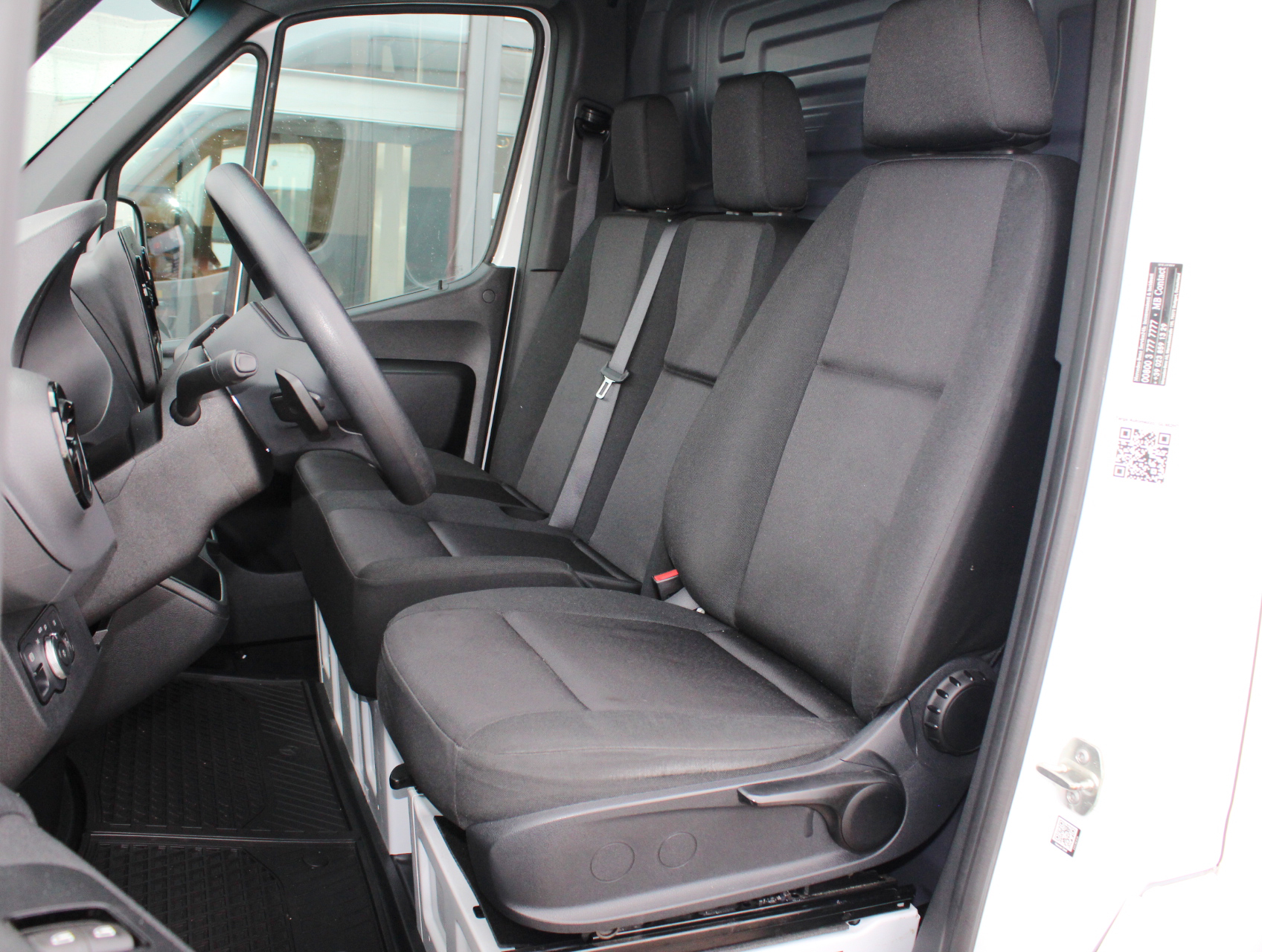 Mercedes-Benz e-Sprinter L2H2 47 kWh Elektrisch Aut. Airco/Cam