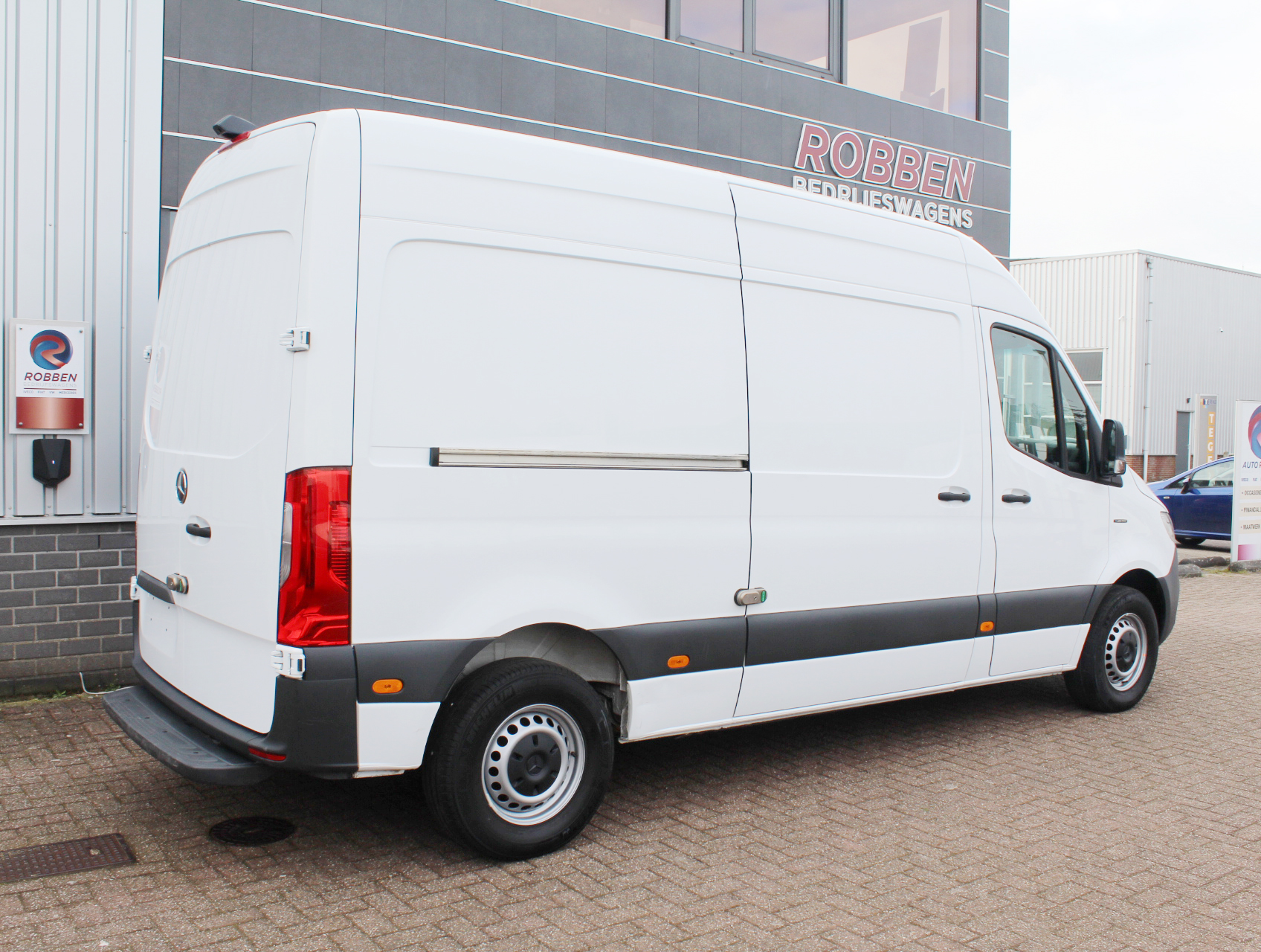 Mercedes-Benz e-Sprinter L2H2 47 kWh Elektrisch Aut. Airco/Cam