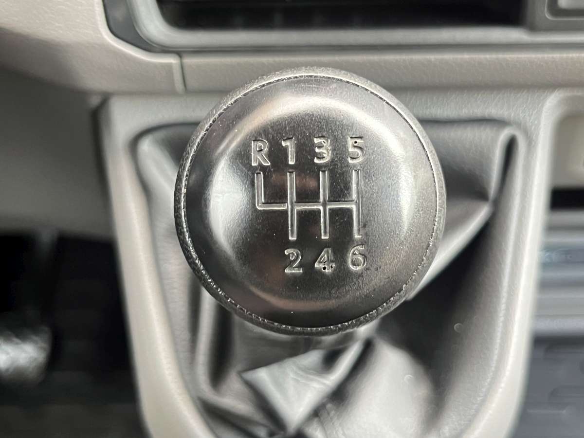 Volkswagen Crafter 2.0 TDI L3H3 Airco/Cam/PDC/Trekhaak