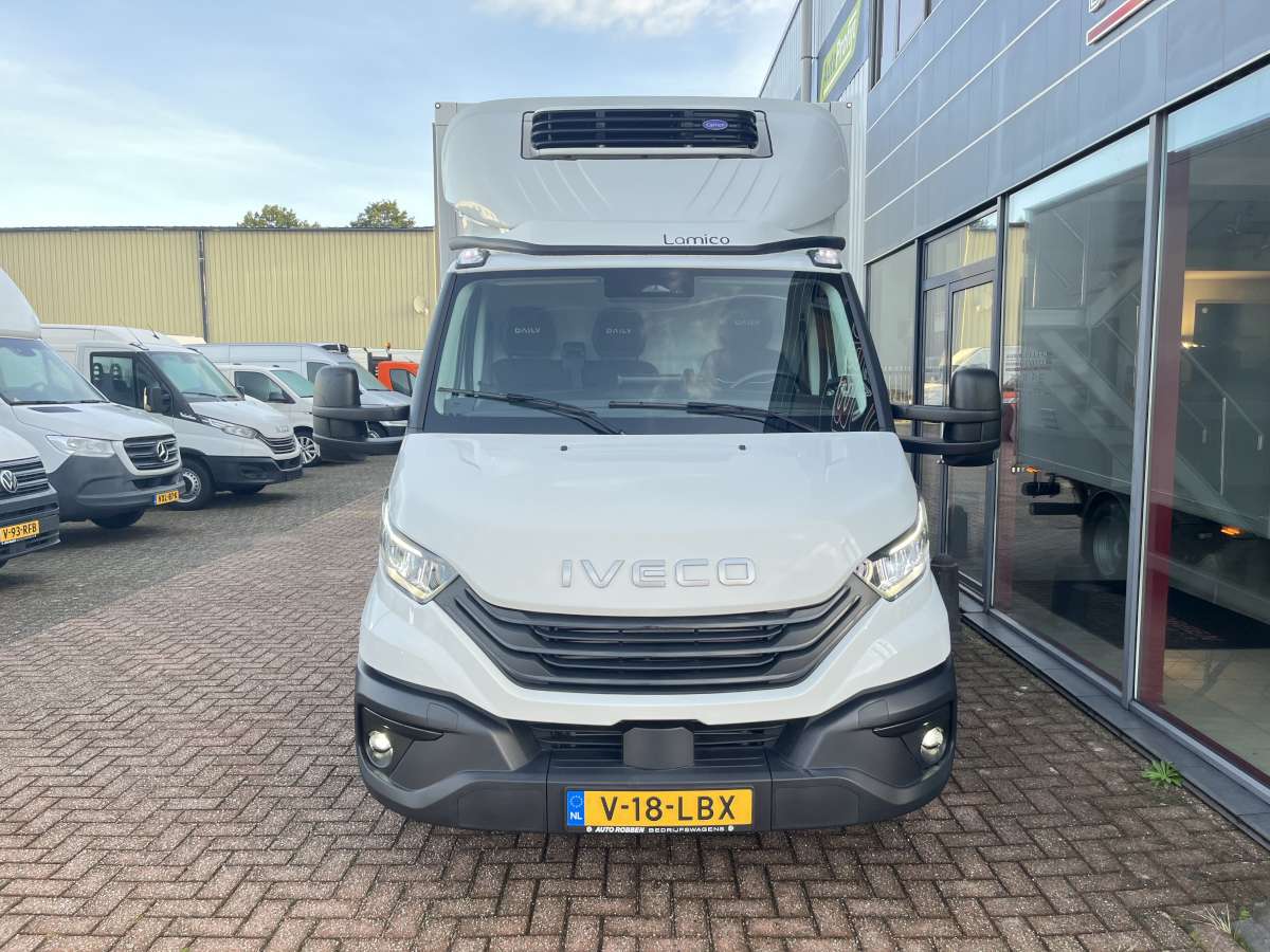 Iveco Daily 35C18HA8 3.0 345 Aut. Koelwagen/Vrieswagen Bakwagen Laadklep Dag-Nachtkoeling Dubbellucht