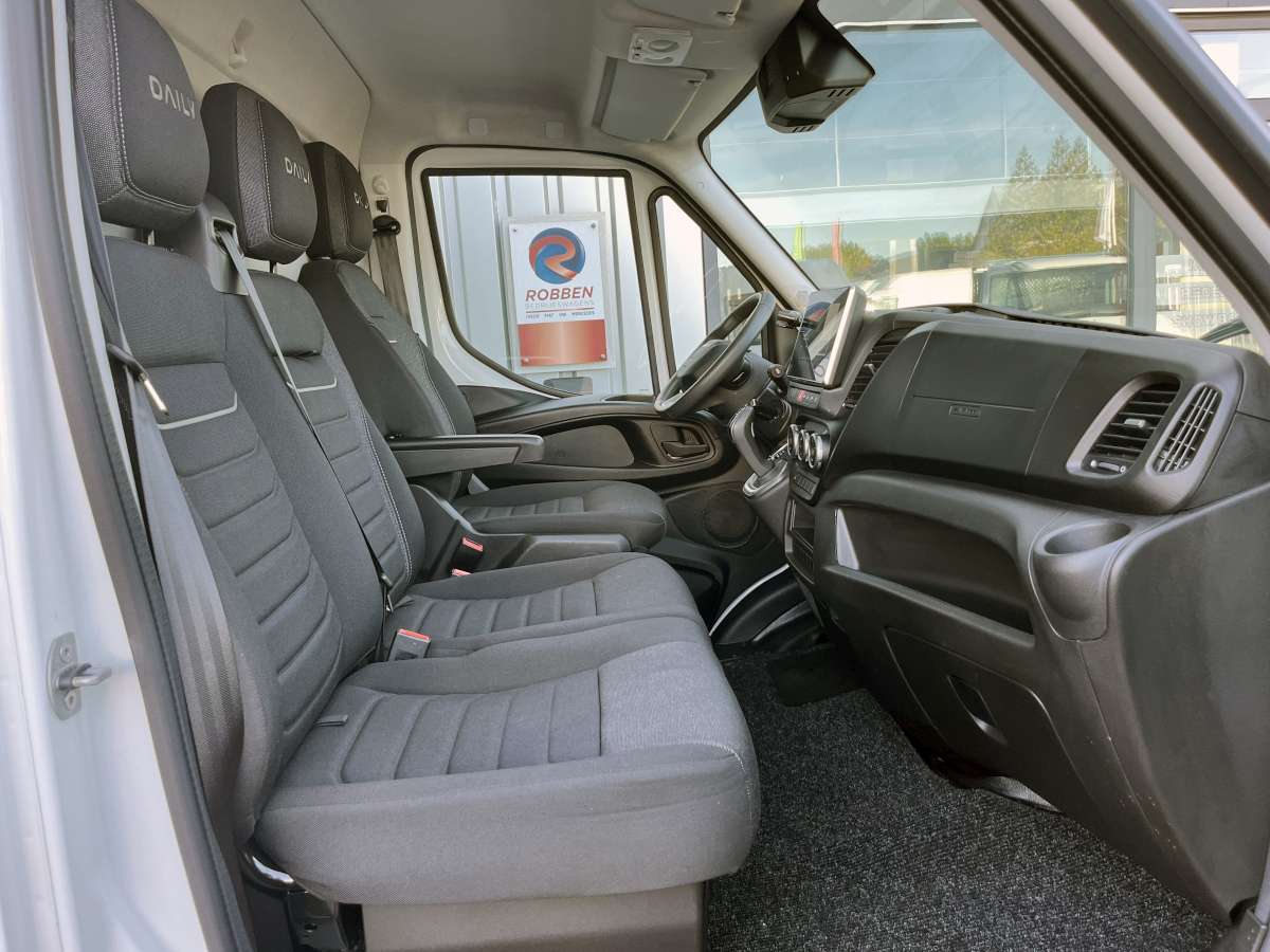 Iveco Daily 35C18HA8 3.0 345 Aut. Koelwagen/Vrieswagen Bakwagen Laadklep Dag-Nachtkoeling Dubbellucht