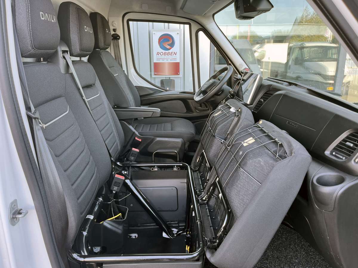 Iveco Daily 35C18HA8 3.0 345 Aut. Koelwagen/Vrieswagen Bakwagen Laadklep Dag-Nachtkoeling Dubbellucht