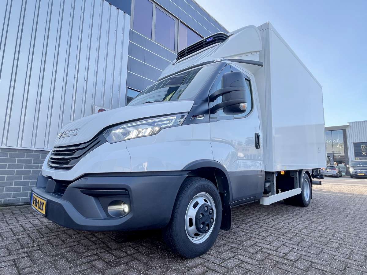 Iveco Daily 35C18HA8 3.0 345 Aut. Koelwagen/Vrieswagen Bakwagen Laadklep Dag-Nachtkoeling Dubbellucht