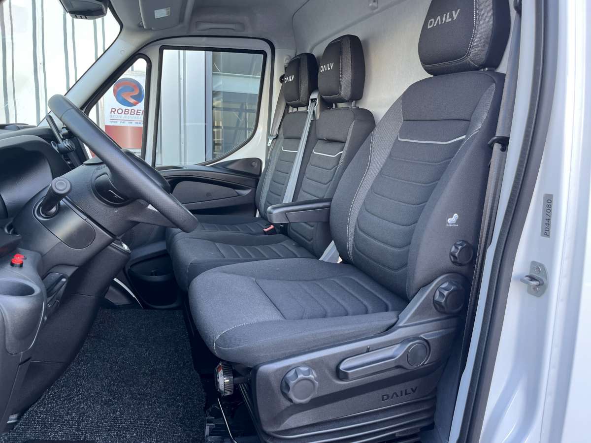 Iveco Daily 35C18HA8 3.0 345 Aut. Koelwagen/Vrieswagen Bakwagen Laadklep Dag-Nachtkoeling Dubbellucht