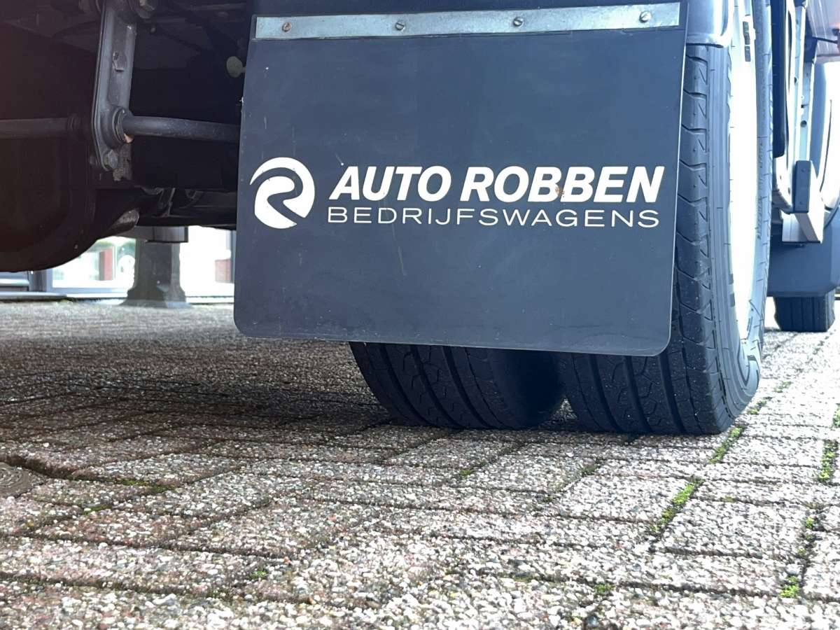Iveco Daily 35C18HA8 3.0 345 Aut. Koelwagen/Vrieswagen Bakwagen Laadklep Dag-Nachtkoeling Dubbellucht